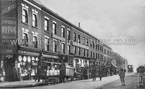 Chatsworth Road, Clapton, London. c.1905.
